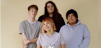 But when he loves me, i feel like i'm floating. Stream Beach Bunny Cloud 9