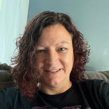 ✋🏽🛑💩Someone is pooping in the hallway and we need to put a STOP to it.