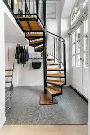 Escada Caracol 94 Modelos Dicas E Inspiracoes Para Sua Casa Escada De Ferro Degraus De Madeira Escadas Caracol