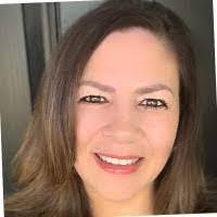 Lisa Schieber's Instagram, Twitter & Facebook