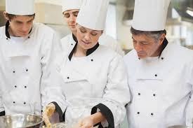 (some organizations calculate the national average salary for private chefs to be much higher, at around $68,000 a year.) 12 Types Of Chefs You Need To Know About The Reluctant Gourmet