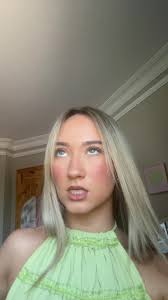 Abeeee🐝 (@abbiedabbyxx)