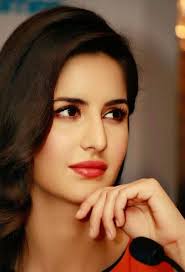 Katrina Kaif Born July 16 1983 Hong Kong Is A British Indian Film Actress And Model Primarily Know Katrina Kaif Photo Katrina Kaif Images Top Hairstyles