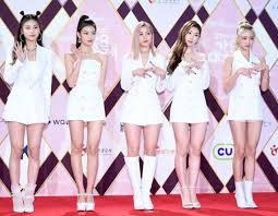 Today S Photo December 28 2019 2 In 2020 Itzy Kpop Girls Korean Entertainment News