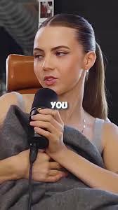 Bobbie Poe's Instagram, Twitter & Facebook