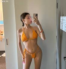 Слив порно голой Tatisize