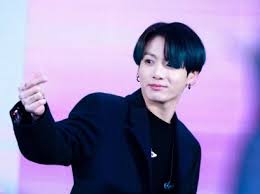 First, why a kiss and make up mv never happened and second, whether or not an mv is still a possibility. Who Is The Mystery Girl Bts Jungkook Was Spotted Kissing Yaay K Pop