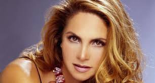 She is the daughter of lucero león and antonio hogaza and has one brother, antonio. Here S What Lucero Said About His Relationship With Silvia Navarro In Tomorrow Forever Tv Series