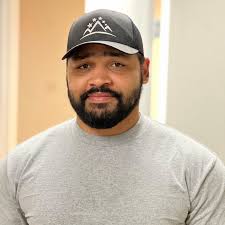 At Rogue Retreat, we are blessed to witness transformation every day—but  some stories stand out and remind us why we do what we do. Today, we're  honored to shine a light on