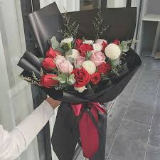 Best Cake Flower Delivery In Bangalore Best Online Florist In Bangalore Areka Flowers Online Florist Is A Best Flower And Arranjos De Flores Flores Arranjos