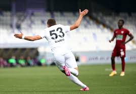 (19) furkan demir özkan simsek (15) emre malkoc christian piesker nikolas aslanidis samuel torres dos santos jacques oliveira (1) fatih ertürk (10) baris. 2020 2021 Sezonu Besiktas Kadro Planlamasi Futbolla Ilgili Cok Sey