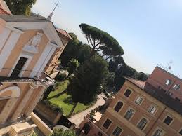 A university that is really discovering it's personality, its strengths and it's unique identity. The American University Of Rome Auf Twitter Yes There Are Changes And Yet Everything Remains The Same Overjoyed To Be Back On Campus Preparing For A New Semester Of Course We