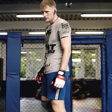 Впоследствии перед подписанием в bellator на российской арене боец провел еще 10 поединков и лишь единожды. Ya Gotov Vyjti Na Boj V Lyuboj Moment Boec Ufc Aleksandr Volkov O Poedinkah S Overimom I Samim Soboj The Challenger Ru