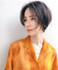 クールな中にもエレガントさが漂う 大人にちょうどいい ハンサムショート lee ハンサムショート ヘアスタイル スタイリング剤