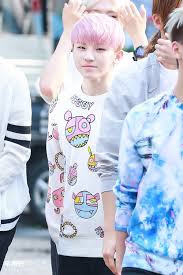 Omg I Just Realized That He Looks Like Me I Think I Have A Bit Of A Longer Face And Have European Eyes Though Seventeen Woozi Woozi Seventeen