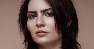 Lily Bailey explains to Mia Freedman about what it's like living with OCD