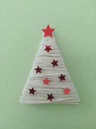 Weihnachtsbaum Mit Kindern Basteln Ein Ganz Einfaches Diy Als Weihnachtsdeko Anhanger Oder Klein Geschenke Basteln Kleine Geschenke Basteln Weihnachtsbasteln