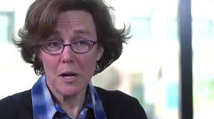 Amazon.com: A Singular Woman: The Untold Story of Barack Obama's Mother:  9781594487972: Scott, Janny: Books