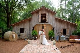 Barn Wedding Venue The Buie Barn Brunswick Ga Flowers By Shabby Chic Florals Barn Wedding Venue Shabby Chic Wedding Barn Wedding