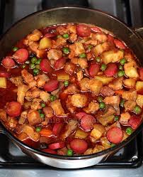 You may add additional chicken afritada with bell pepper is a simple version of this filipino chicken stew that makes use of bell. Filipino Pork Menudo A Slow Cooker Recipe Casa Veneracion