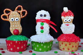 Download 18 Fun Edible Christmas Crafts For Kids How Does She Yellowimages Mockups