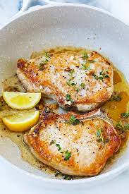 Add pork chops and sear 1 minute per side, to create a golden crust. Garlic Butter Pork Chops Rasa Malaysia