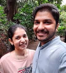 Pranav Sheth's Instagram, Twitter & Facebook