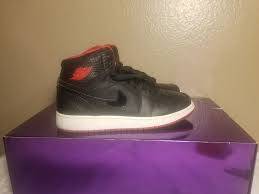Air Jordan 1 Retro High Bg Black Gym Red White Air Jordan 1 Retro High Bg Size 5 5 Youth 705300 021 Black Gym Red White Bred Snake Ladies 7 No Box Will Take Offers Air Jordans Jordan 1 Retro High Jordans