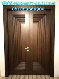 Anda juga dapat memilih untuk memilih menggunakan daun pintu kamar dengan satu daun pintu atau menggunakan dua daun pintu kamar. Desain Rumah 2 Pintu Utama Cek Bahan Bangunan