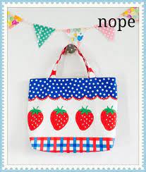 レッスンバッグ イチゴ レッド ハンドメイド イチゴ 幼稚園バック