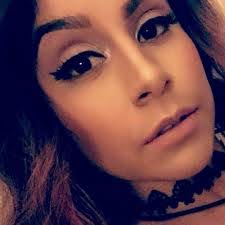 Iliana Silva's Instagram, Twitter & Facebook