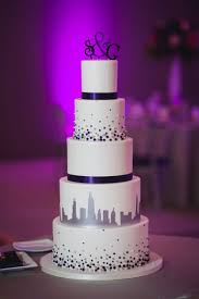 I got a lot of great ideas from the cc site. Cake Chicago Chez