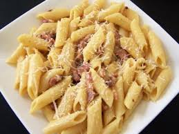 Pates Carbonara Ideal Pour Les Enfants Recette Ptitchef Recette En 2020 Recette Pate Carbonara Pates Carbonara Carbonara