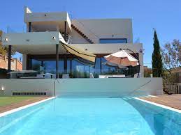 Kyero ist das immobilienportal für spanien, mit mehr als 450.000 wunderschön gestaltetes anwesen in s'ubac, crestatx mit pool zu vermieten ein wunderschön gestaltetes haus in einer ruhigen lage mit. Villa Mallorca De Luxe Arenal Firma Govilla Moderne Vakantiehuizen Herr Albertus Boddema