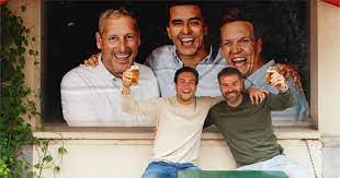 Gert verhulst, jan smit en james cooke moeten elkaar goed kennen, want ze hebben al samen op een boot geslapen. Watch The Video Clip Of Mooi Zo By Kobe Ilsen And Viktor Verhulst Here For The First Time Music World Today News