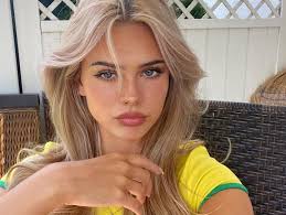 Sara Crumbleleg : rPrettyGirls