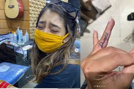 Charming ring finger tattoo designs are extremely great that can suit both men and women. Newly Married Niti Taylor Gets Husband Parikshit S Name Tattooed On Her Ring Finger Says Very Long Name India Com