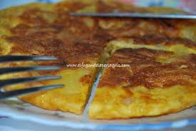 Tortilla De Patatas Facil Si No Tienes Tiempo Esta Es Tu Mejor Opcion El Fogon De La Perla Gris Tortilla De Patatas Tortas Patatas