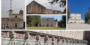 Il centro del capoluogo abruzzese è ridotto ad un cumulo di macerie. L Aquila A Dieci Anni Dal Terremoto Splendidi Edifici E Ancora Macerie Dire It