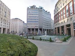 Dai monolocali ai bilocali, dai trilocali fino ad appartamenti con quattro o più locali. L Appartamento Piu Costoso In Vendita A Milano Milano Citta Stato
