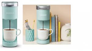 May 06, 2021 · press the brew button one the vinegar solution is in the carafe. Keurig K Mini Single Serve K Cup Pod Coffee Maker Just 49 99 Target Black Friday Common Sense With Money