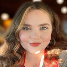 Last week, I celebrated 3 years with Ball State Admissions, and I can't  believe how fast the time has flown. ❤️🤍 During these exciting few years,  I've had the opportunity to work