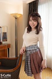 娇俏迷人,玉体丰满的日本白嫩援交学生妹的日常- Ena The daily life of a charming and plump Japanese  white tender school girl- Ena