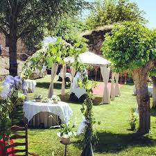 Para realizar esta decoración de bodas en jardín necesitas tener en mano los siguientes materiales aquí finaliza el artículo de decoración de bodas en jardin. Decoracion Bodas En El Jardin Picture Of Parador De Oropesa Oropesa Tripadvisor