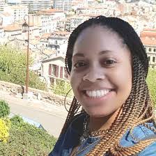 Shatera Smith's Instagram, Twitter & Facebook