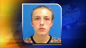 Lennon Henderson's Instagram, Twitter & Facebook