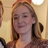 Roslyn Henson's Instagram, Twitter & Facebook