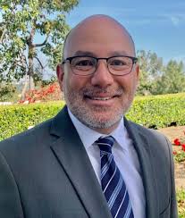 Ryan Curammeng's Instagram, Twitter & Facebook