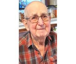 Savannah Sams's Instagram, Twitter & Facebook