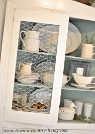 Summer Farmhouse Decorating Tips Home Decor Chicken Wire Cabinets Decor